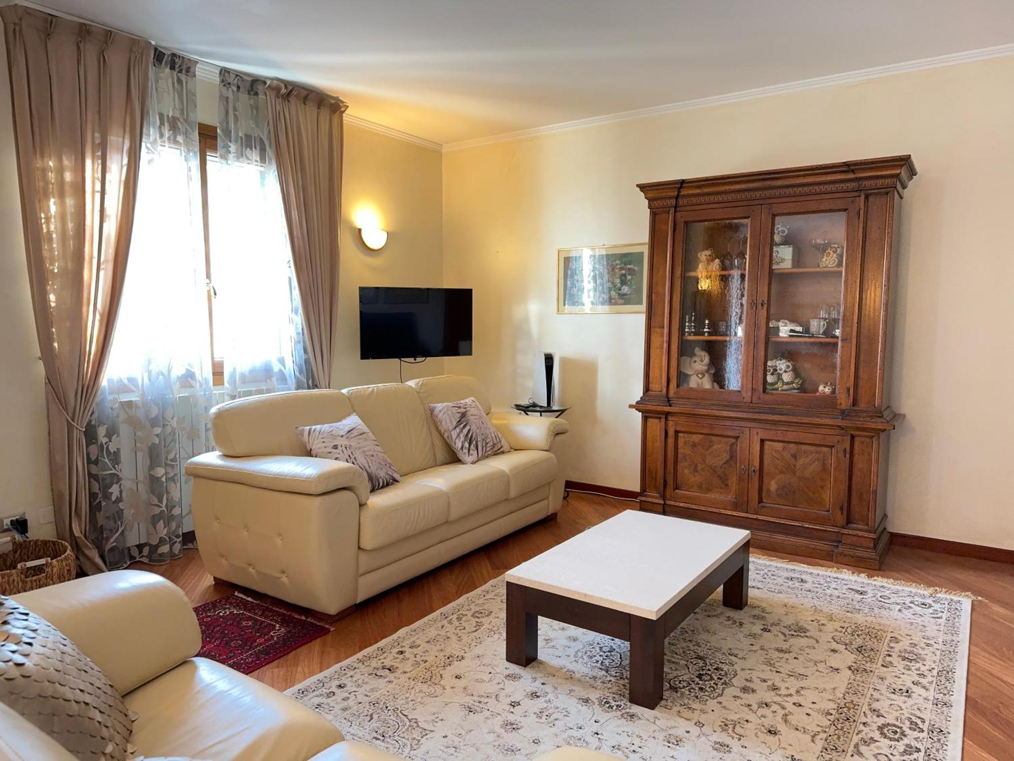 Casa Perfetta Per Grandi Famiglie, Con Jacuzzi Villa Bevera  Ngoại thất bức ảnh
