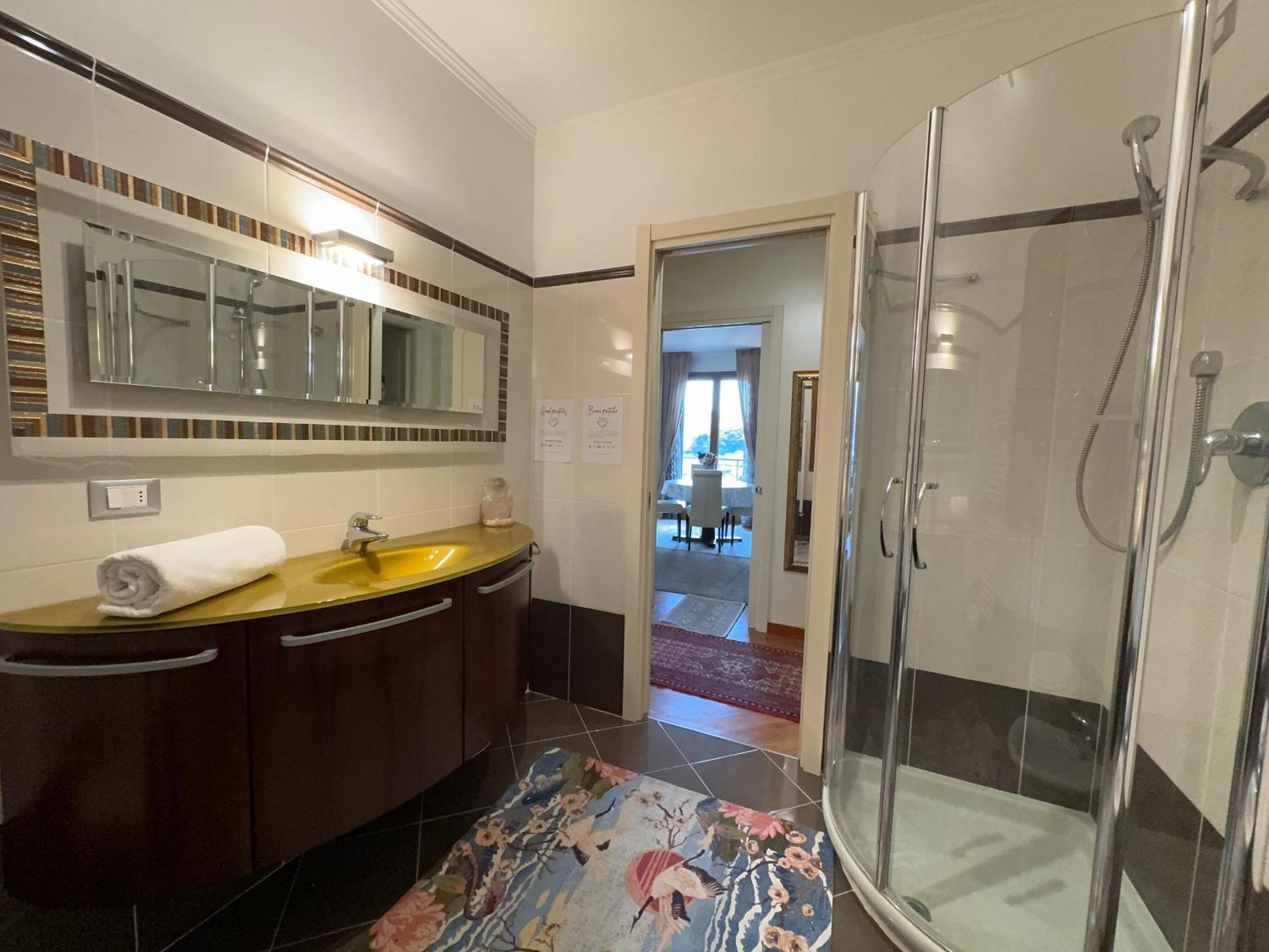 Casa Perfetta Per Grandi Famiglie, Con Jacuzzi Villa Bevera  Ngoại thất bức ảnh